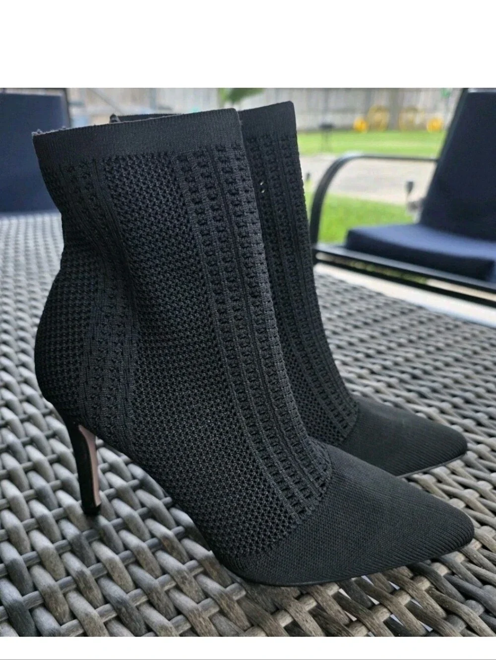 Catherine Malandrino Dnonito Black Pointed Toe Knit High Heel Booties Boots 8